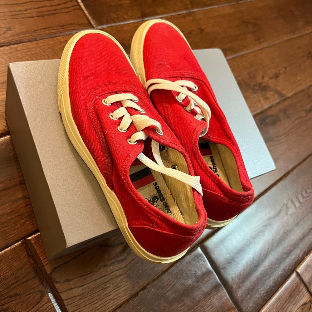 Pro-KEDS women’s shoe 6